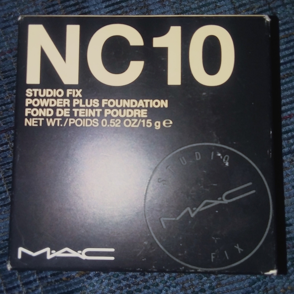 MAC studio fix powder to foundation